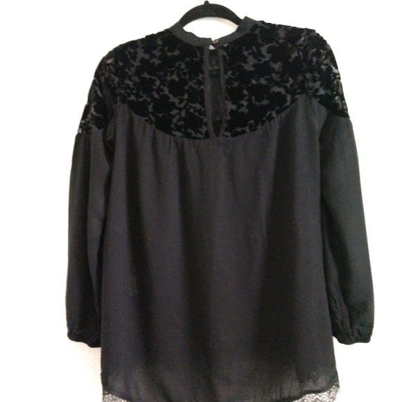 Black Velvet Blouse Burnout Long Sleeve Flowy Delicate Lace Jolt Small Chest 34" - Picture 4 of 5